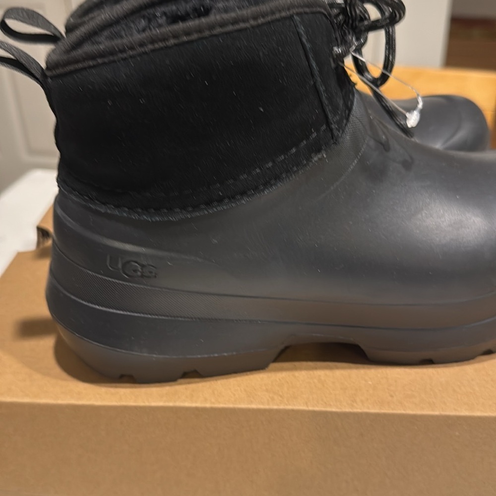 Ugg Bundle - Picture 9 of 11